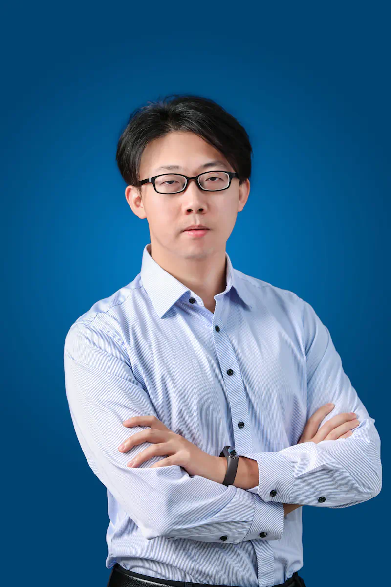 Portrait of Zhixiang Ren